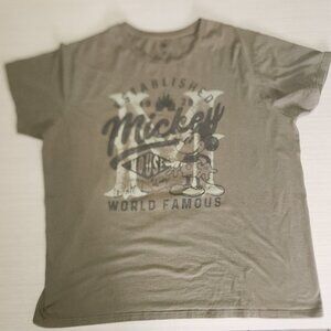 Walt Disney World Famous Vintage T-Shirt - Olive Green